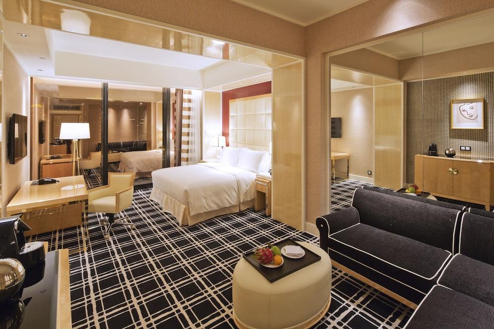 더 린 호텔 타이중 외부 사진 A suite at the hotel